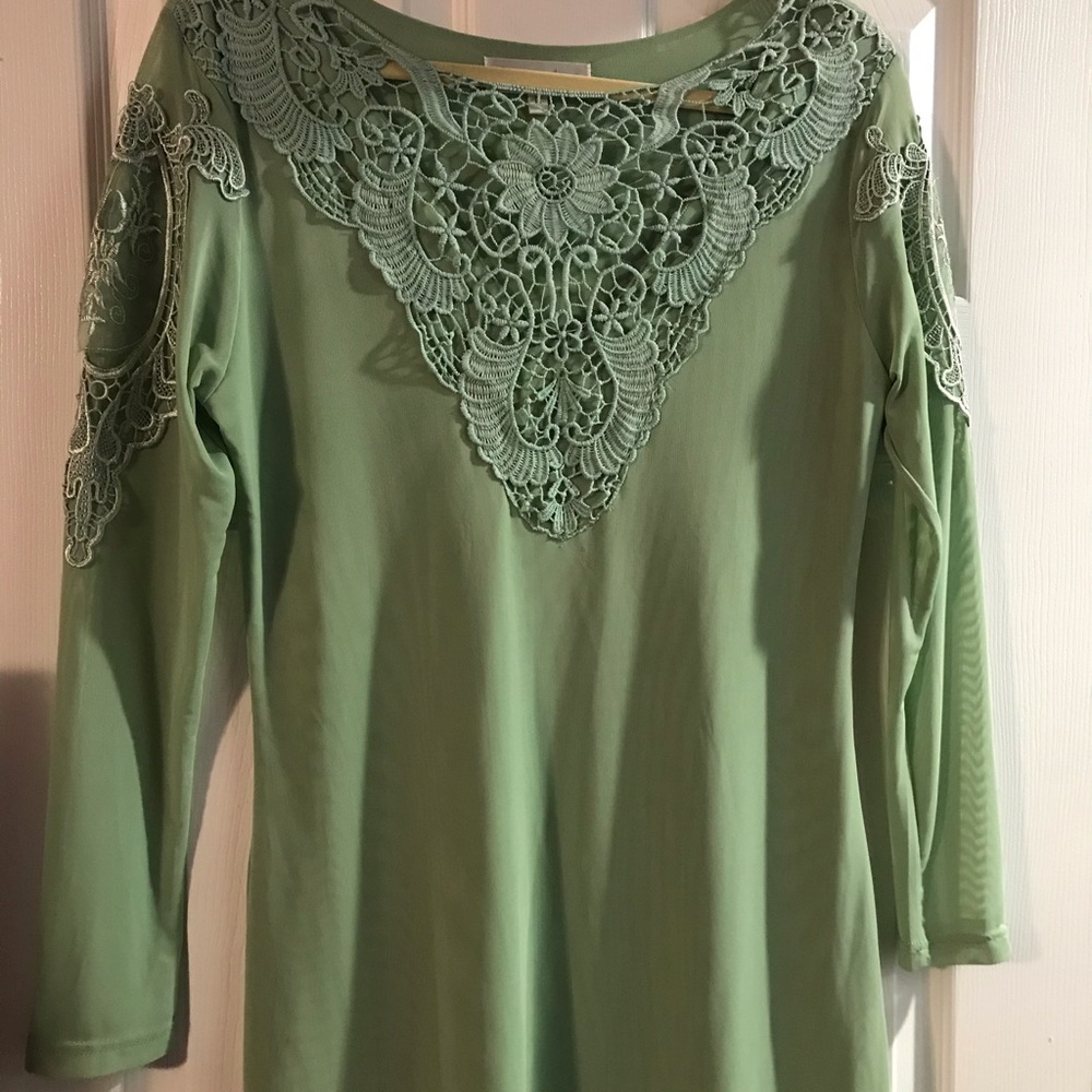 Pretty Angel Tunic Top